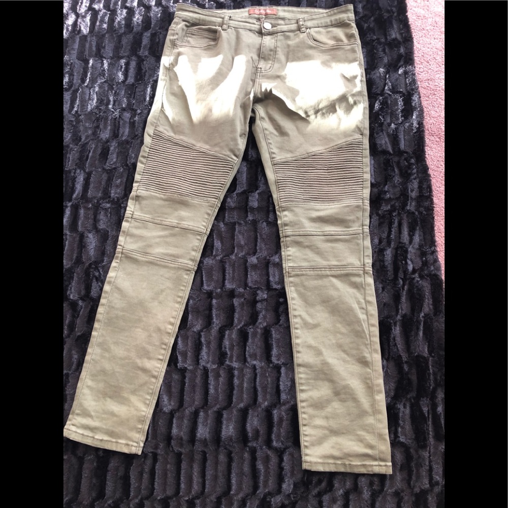 Crysp Denim Jeans